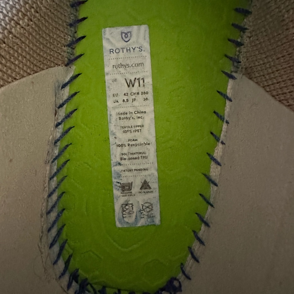 Rothy's lace up sneakers - Picture 4 of 8
